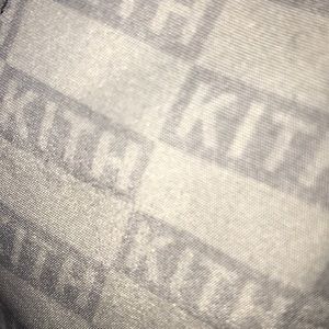 Meet your Posher, Louis